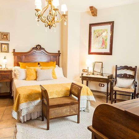 Mafloras Suites エル・ボスケ エクステリア 写真