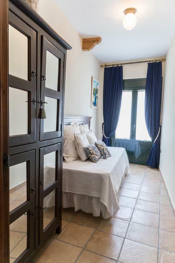 Mafloras Suites エル・ボスケ エクステリア 写真